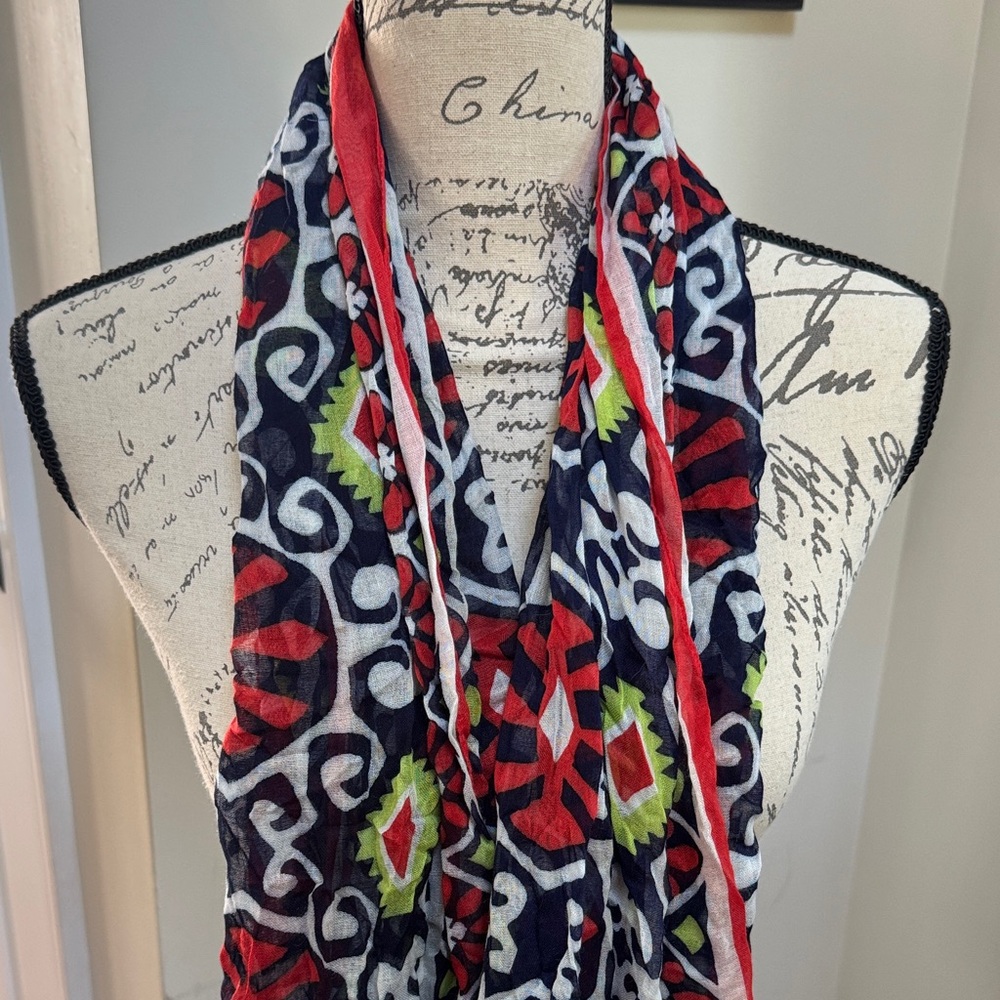 Vera Bradley Oblong Colorful Sun Valley Patterned Scarf